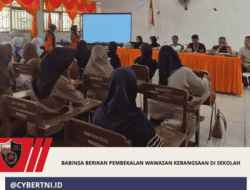 Babinsa Berikan Pembekalan Wawasan Kebangsaan Di Sekolah