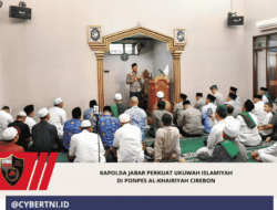 Kapolda Jabar Perkuat Ukuwah Islamiyah Di Ponpes Al-Khairiyah Cirebon
