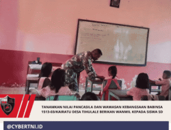 Tanamkan Nilai Pancasila dan Wawasan Kebangsaan Babinsa 1513-03/Kairatu Desa Tihulale Berikan Wanwil kepada Siswa SD