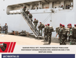MARINIR PEDULI NTT, PANGKORMAR PERKUAT PEMULIHAN MASYARAKAT DENGAN PASUKAN ZENI, KESEHATAN DAN 3 TON BANTUAN SOSIAL