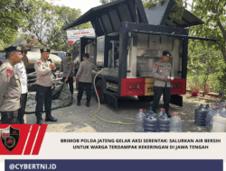 Brimob Polda Jateng Gelar Aksi Serentak: Salurkan Air Bersih untuk Warga Terdampak Kekeringan di Jawa Tengah