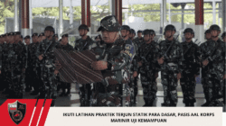 Ikuti Latihan Praktek Terjun Statik Para Dasar, Pasis AAL Korps Marinir Uji Kemampuan