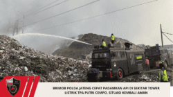 Brimob Polda Jateng Cepat Padamkan Api di Sekitar Tower Listrik TPA Putri Cempo, Situasi Kembali Aman