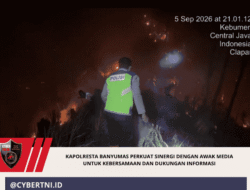 Awan Asap di Karanggayam: 1,5 Hektare Lahan Perhutani Terbakar, Warga dan Petugas Bersama Menaklukkan Api