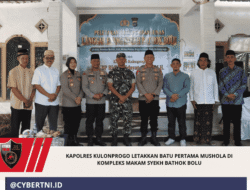 Kapolres Kulonprogo Letakkan Batu Pertama Mushola di Kompleks Makam Syekh Bathok Bolu