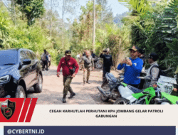Cegah Karhutlah Perhutani KPH Jombang Gelar Patroli Gabungan