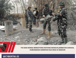 TNI dan Warga Bergotong Royong Bangun Jembatan Garuda, Hubungkan Harapan Dua Desa di Madiun