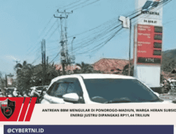 Antrean BBM Mengular di Ponorogo-Madiun, Warga Heran Subsidi Energi Justru Dipangkas Rp11,44 Triliun